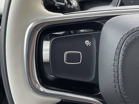 Used 2025 Lincoln Navigator Reserve AWD/4WD image 11