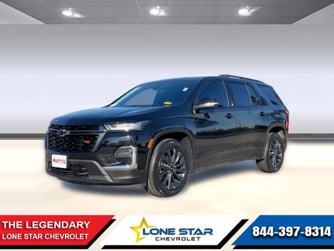 Certified 2023 Chevrolet Traverse RS image 1