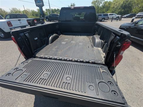 Used 2025 Chevrolet Silverado 2500 LT w/ Convenience Package AWD/4WD image 14