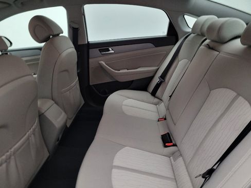 Used 2017 Hyundai Sonata SE image 18