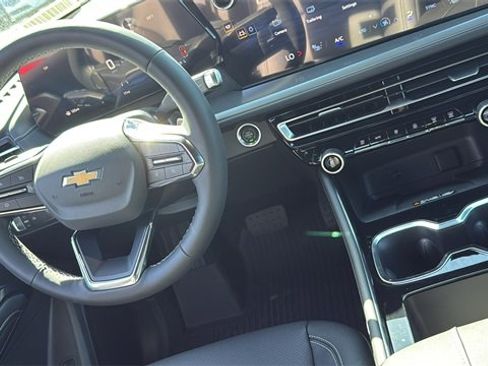 New 2026 Chevrolet Traverse LT image 26