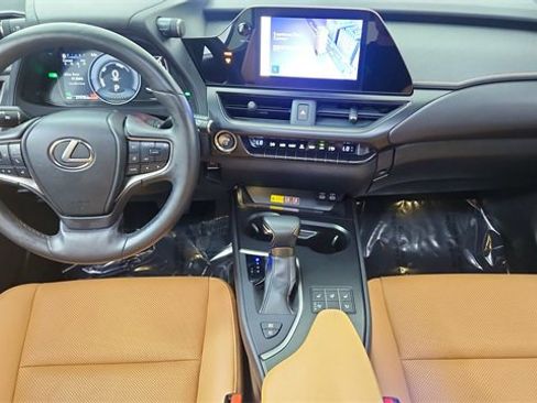 Used 2023 Lexus UX 250h FWD w/ Premium Package image 35