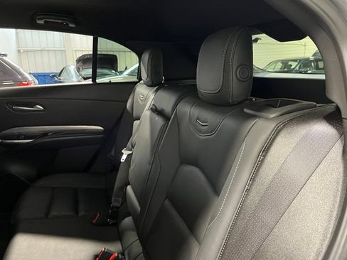 Used 2025 Cadillac XT4 Premium Luxury FWD image 18