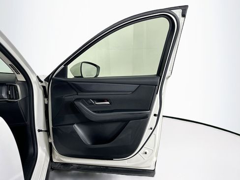 Used 2025 MAZDA CX-90 3.3 Turbo w/ Select Package image 33