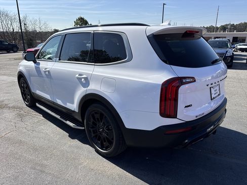 Certified 2022 Kia Telluride SX w/ SX Prestige Package image 5