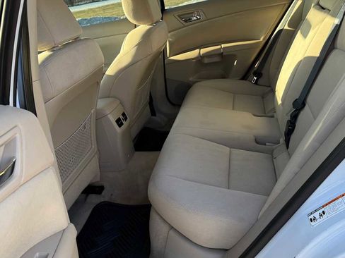 Used 2011 Suzuki Kizashi S image 8