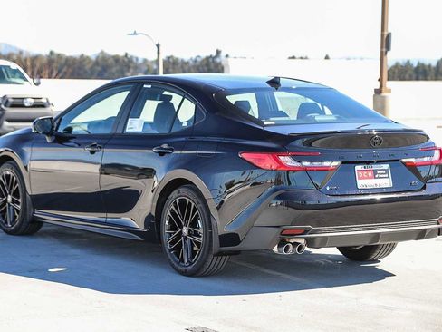 New 2026 Toyota Camry SE image 7