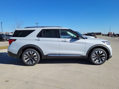 New 2026 Ford Explorer Platinum w/ LUX Leather Package image 2