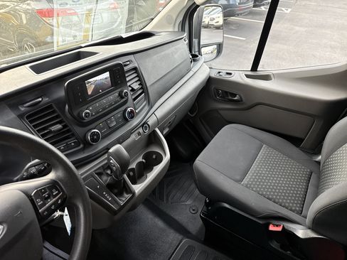 Used 2023 Ford Transit 250 Low Roof AWD w/ Exterior Upgrade Package image 21