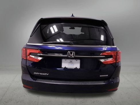 Certified 2024 Honda Odyssey Touring image 5