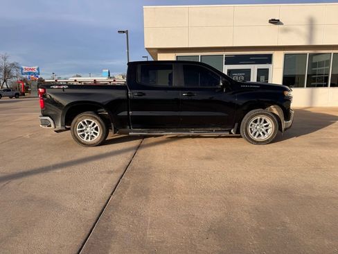 Used 2020 Chevrolet Silverado 1500 LT w/ All-Star Edition image 2