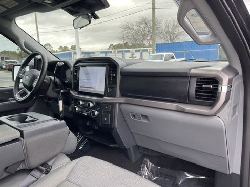 Used 2024 Ford F150 Lariat w/ FX4 Off-Road Package image 16