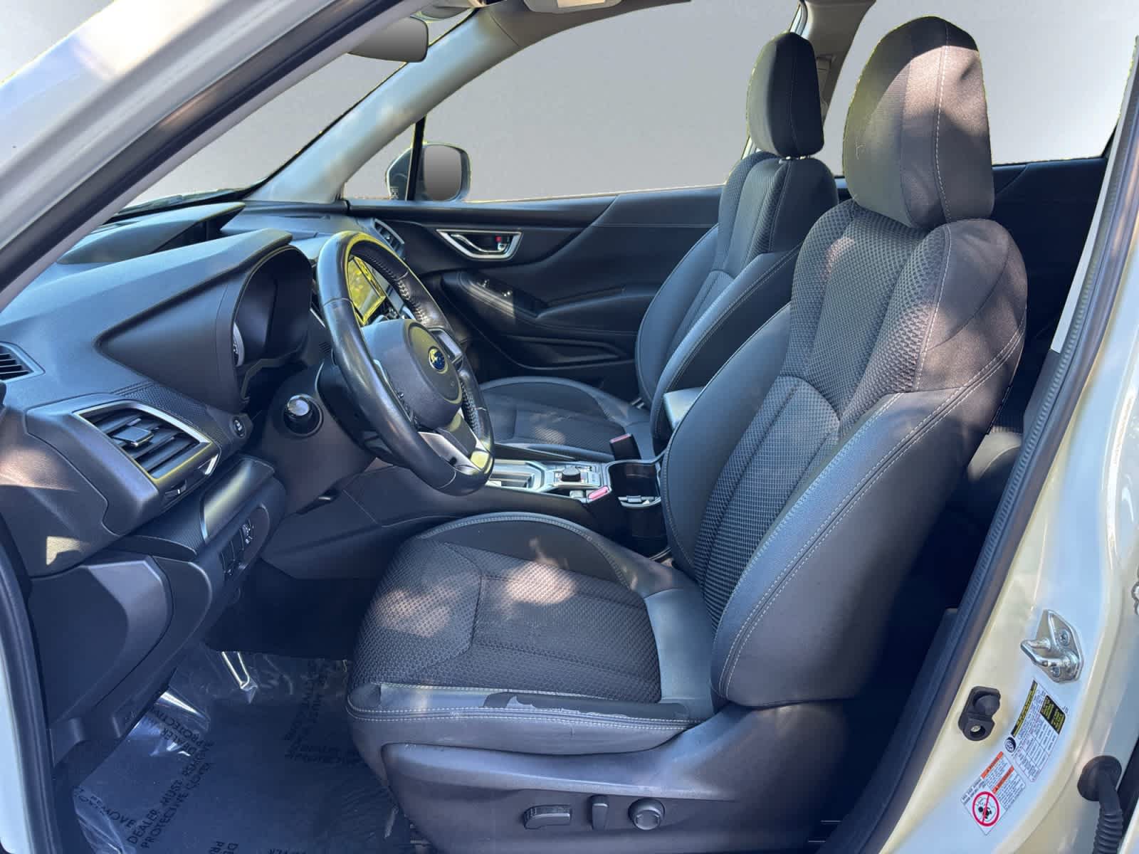 Used 2020 Subaru Forester Premium AWD/4WD image 11