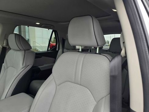 Used 2024 Honda Pilot Elite image 25