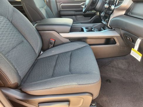 New 2026 RAM 1500 2WD Crew Cab image 13