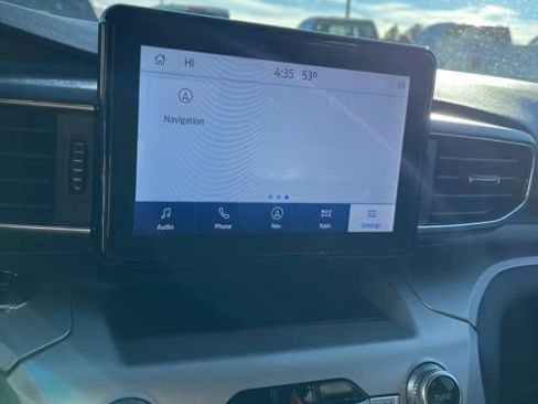 Used 2022 Ford Explorer XLT w/ Equipment Group 202A AWD/4WD image 46
