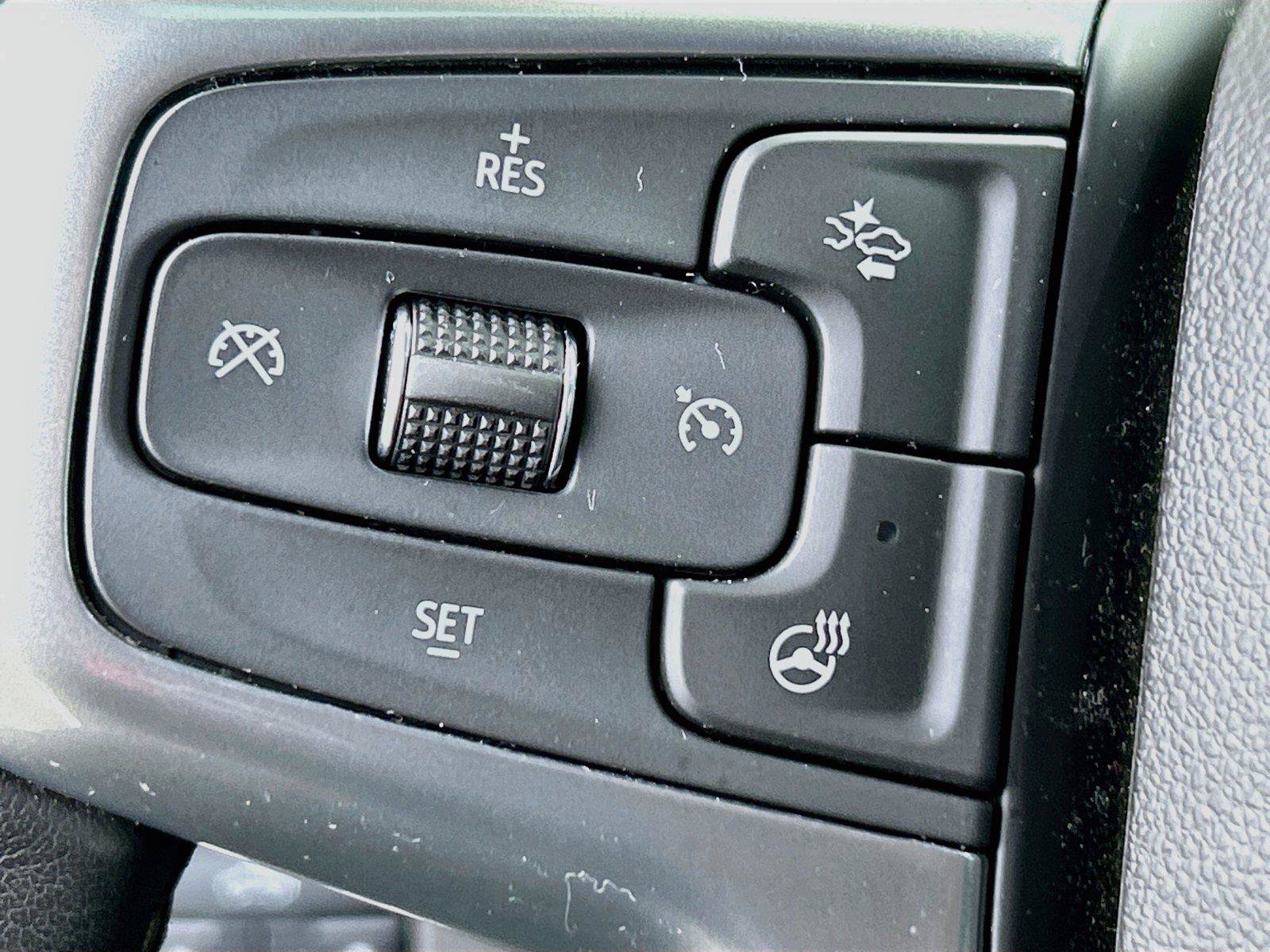 Used 2022 Chevrolet Silverado 1500 RST AWD/4WD image 36