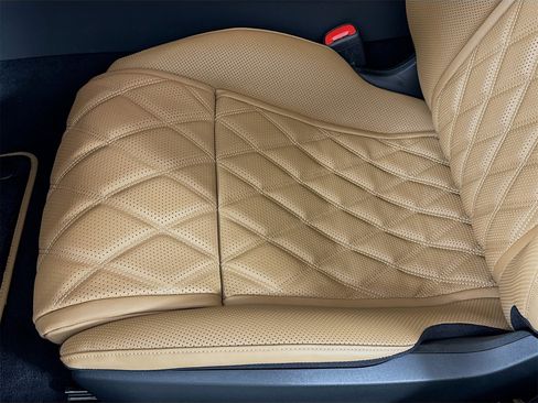 New 2026 Mercedes-Benz SL 63 AMG S e Performance 4MATIC image 21