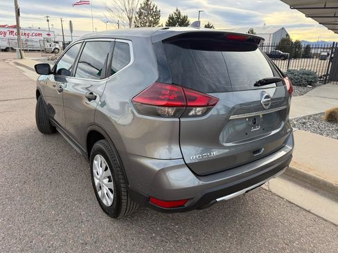 Used 2020 Nissan Rogue S image 3