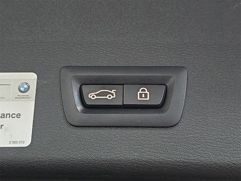 Used 2017 BMW X1 xDrive28i image 16