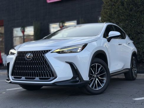 Used 2023 Lexus NX 350 AWD w/ Premium Package image 2