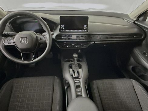 Certified 2025 Honda HR-V LX image 29