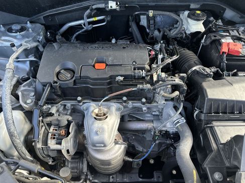 Used 2024 Honda HR-V EX-L image 17