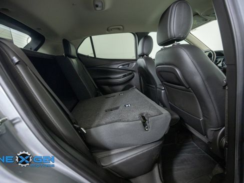 Used 2023 Buick Encore GX Preferred w/ Cold Weather Comfort Package AWD/4WD image 36