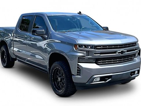 Used 2020 Chevrolet Silverado 1500 RST AWD/4WD image 3