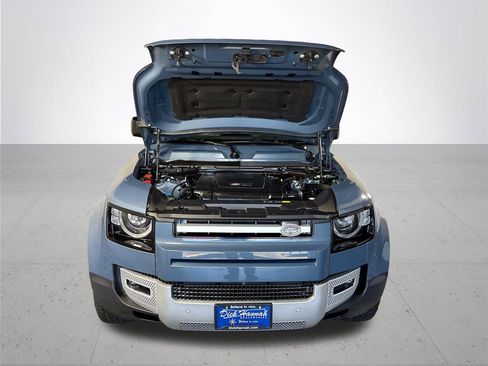 Used 2024 Land Rover Defender 110 S image 23