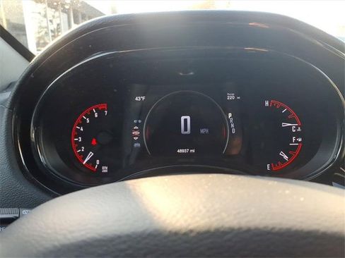 Used 2022 Dodge Durango GT image 19