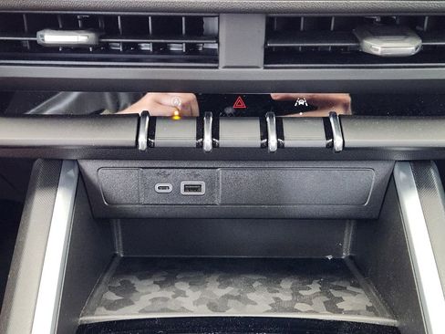 New 2025 Chevrolet Colorado W/T w/ WT Convenience Package II image 14