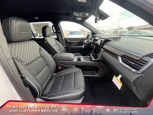 New 2026 GMC Acadia Denali w/ Super Cruise Package image 20