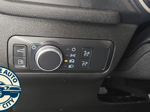 Used 2022 Ford Escape SE w/ Convenience Package image 24