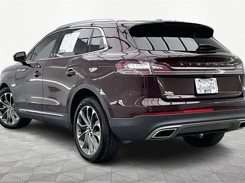 Used 2022 Lincoln Nautilus Reserve image 13