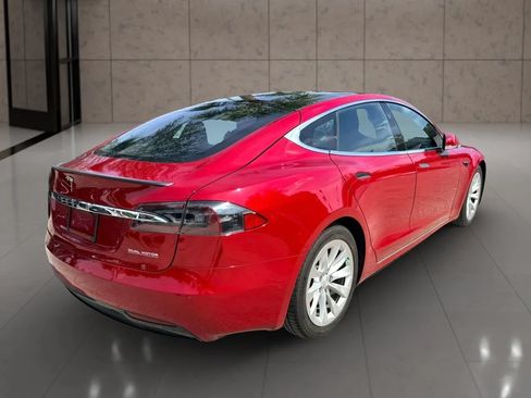 Used 2019 Tesla Model S Performance AWD/4WD image 3