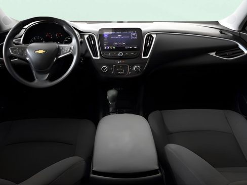 Used 2024 Chevrolet Malibu LS image 28