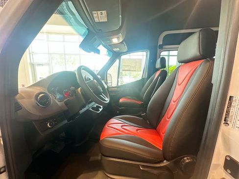 New 2024 Mercedes-Benz Sprinter 3500 image 19