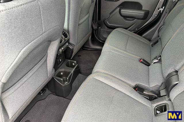 Used 2024 Jeep Gladiator Sport AWD/4WD image 14