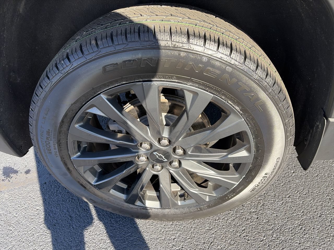 Used 2023 Chevrolet Traverse RS AWD/4WD image 9