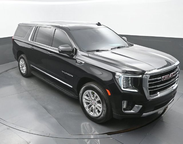 Used 2023 GMC Yukon XL SLT w/ SLT Premium Package RWD image 28