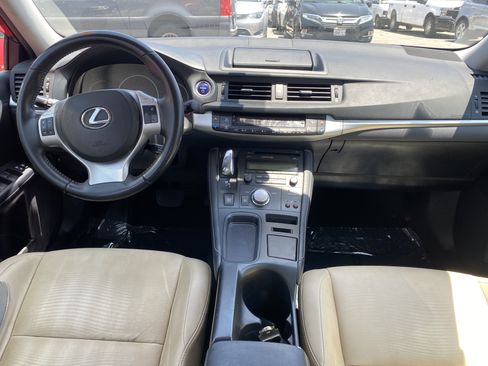 Used 2012 Lexus CT 200h Premium FWD image 17