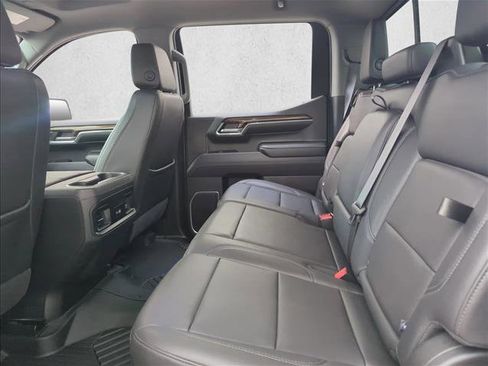 Used 2024 Chevrolet Silverado 1500 LT w/ Leather Package image 14