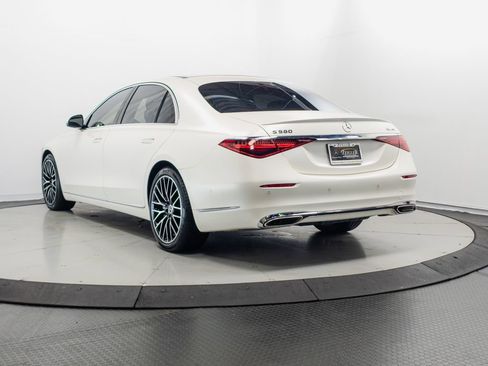 Used 2023 Mercedes-Benz S 580 4MATIC Sedan image 33