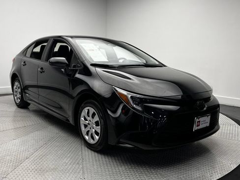 Used 2026 Toyota Corolla LE AWD/4WD image 39