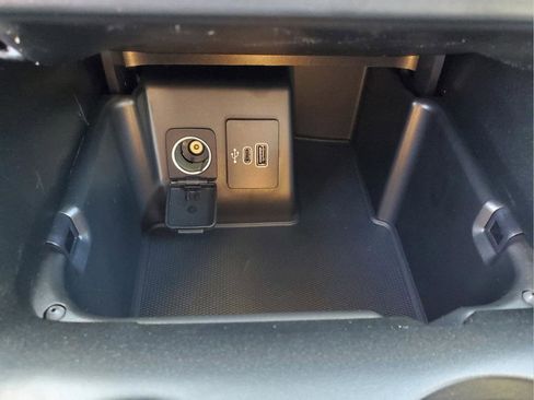 New 2025 Ford Explorer Active w/ Active Comfort Package image 31