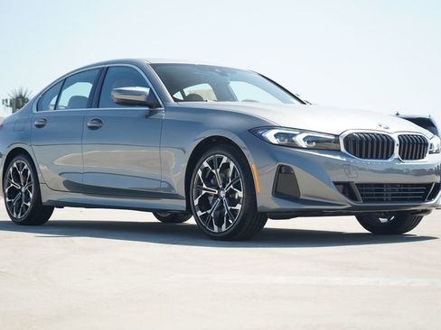 New 2026 BMW 330i Sedan w/ Premium Package image 3