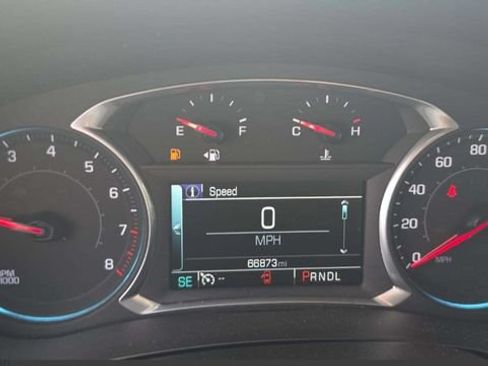 Used 2019 Chevrolet Traverse LT AWD/4WD image 5