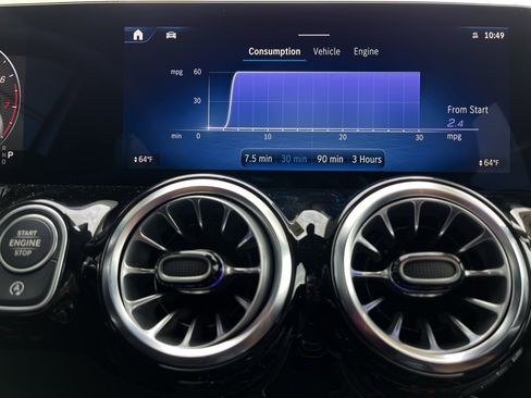 Certified 2025 Mercedes-Benz GLA 250 4MATIC image 34