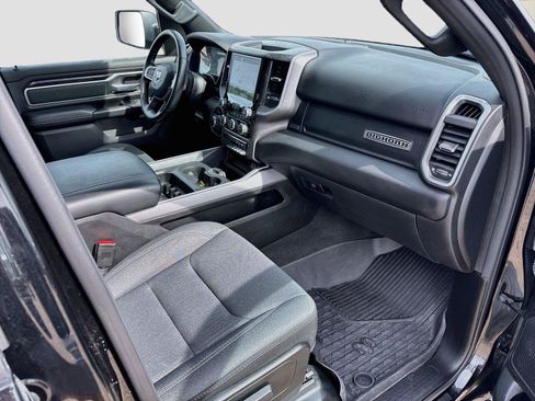 Used 2022 RAM 1500 Big Horn AWD/4WD image 29